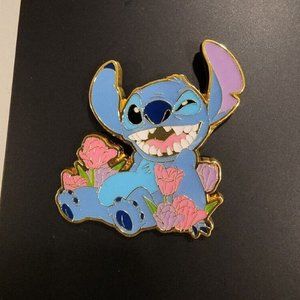 Loungefly Disney Lilo & Stitch Grinning Stitch with Tulips Enamel Pin NEW